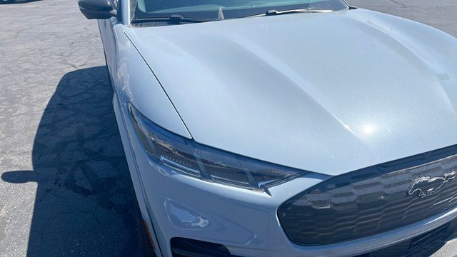 2025 Ford Mustang Mach-E GT - Photo 52
