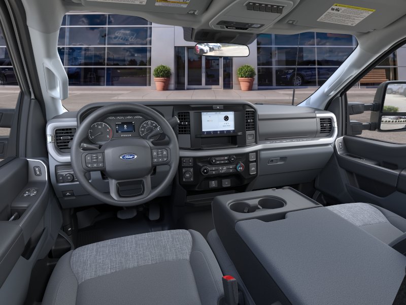 2025 Ford F-250 Super Duty XLT - Photo 9
