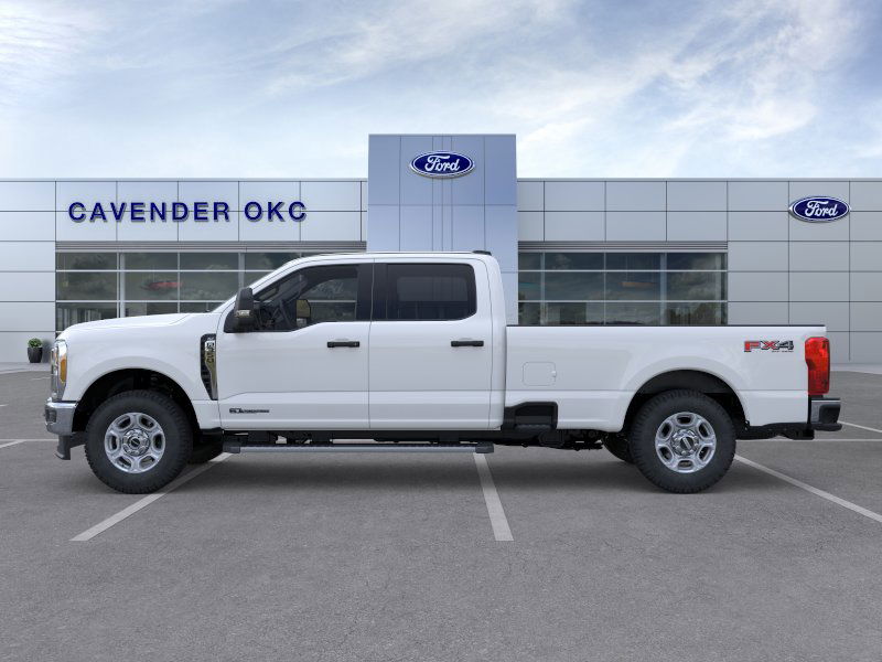 2026 Ford F-350 XLT photo 3