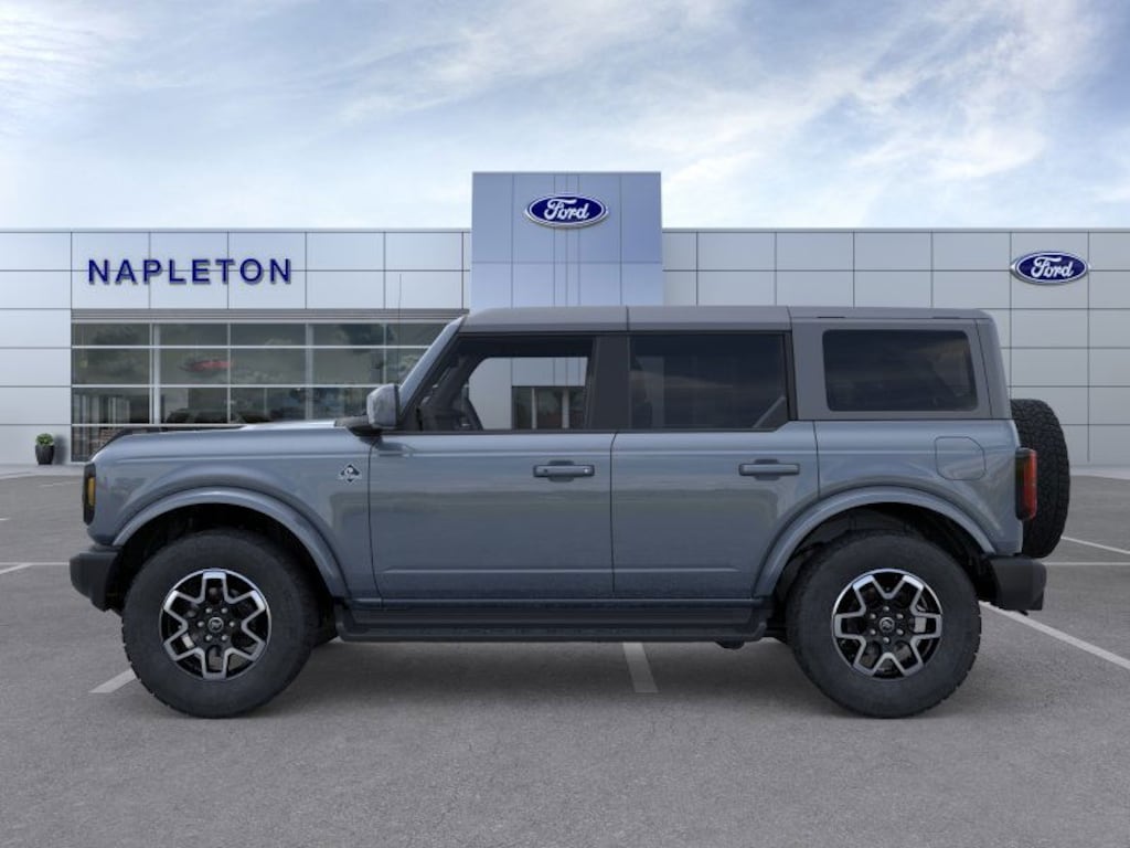 New 2025 Ford Bronco Outer Banks SUV