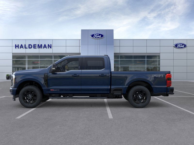 2025 Ford F-350 Lariat photo 3