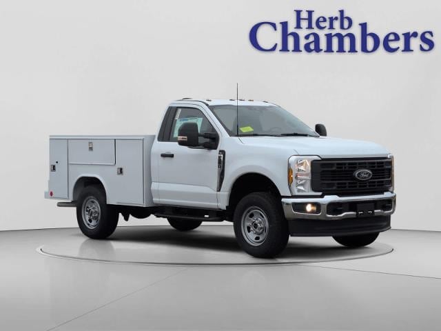 new 2026 Ford Super Duty F-350 SRW Pickup car, priced at $71,300