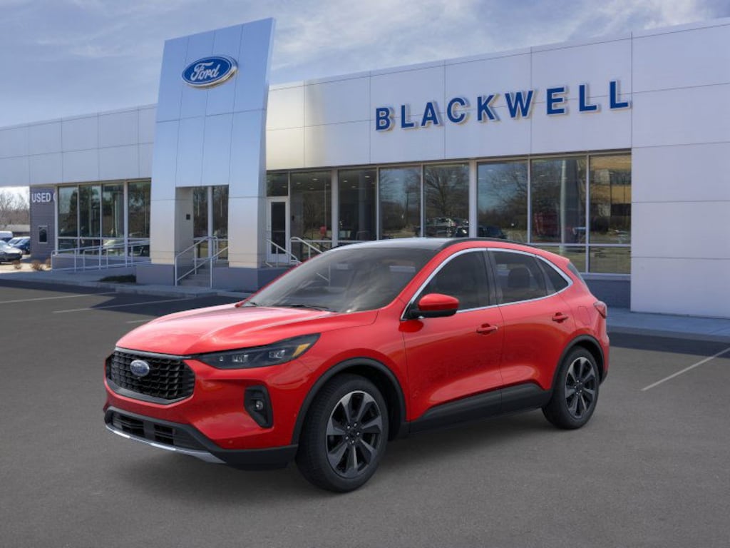 New 2024 Ford Escape Platinum SUV