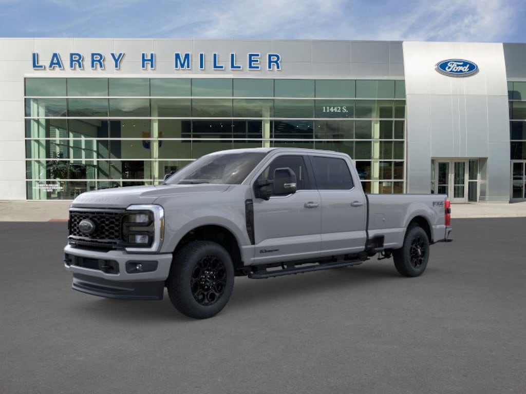 New 2026 Ford Super Duty F-350 SRW LARIAT 4WD Crew Cab 8' Box V8 Engine