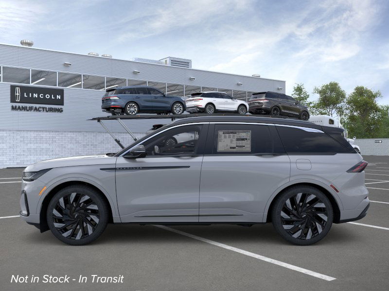 2026 Lincoln Nautilus Black Label photo 2