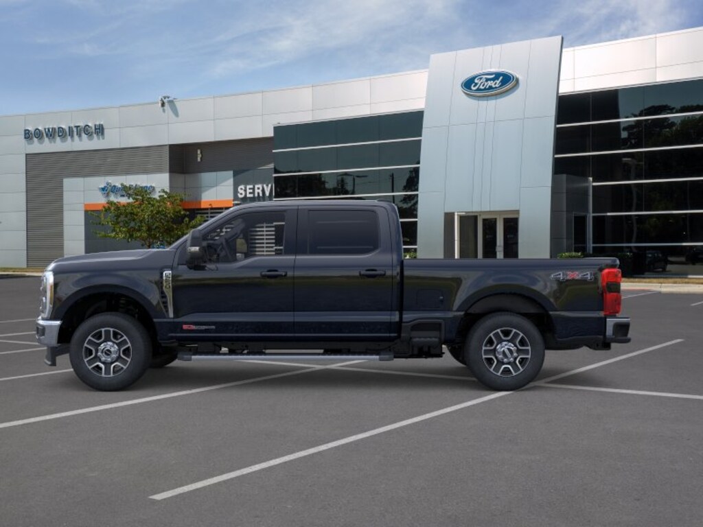 New 2026 Ford F-250SD Lariat Truck Crew Cab