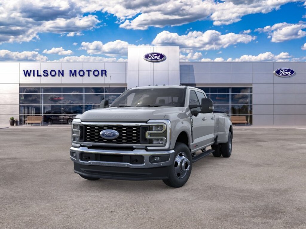 New 2026 Ford F-350SD Lariat Truck Crew Cab
