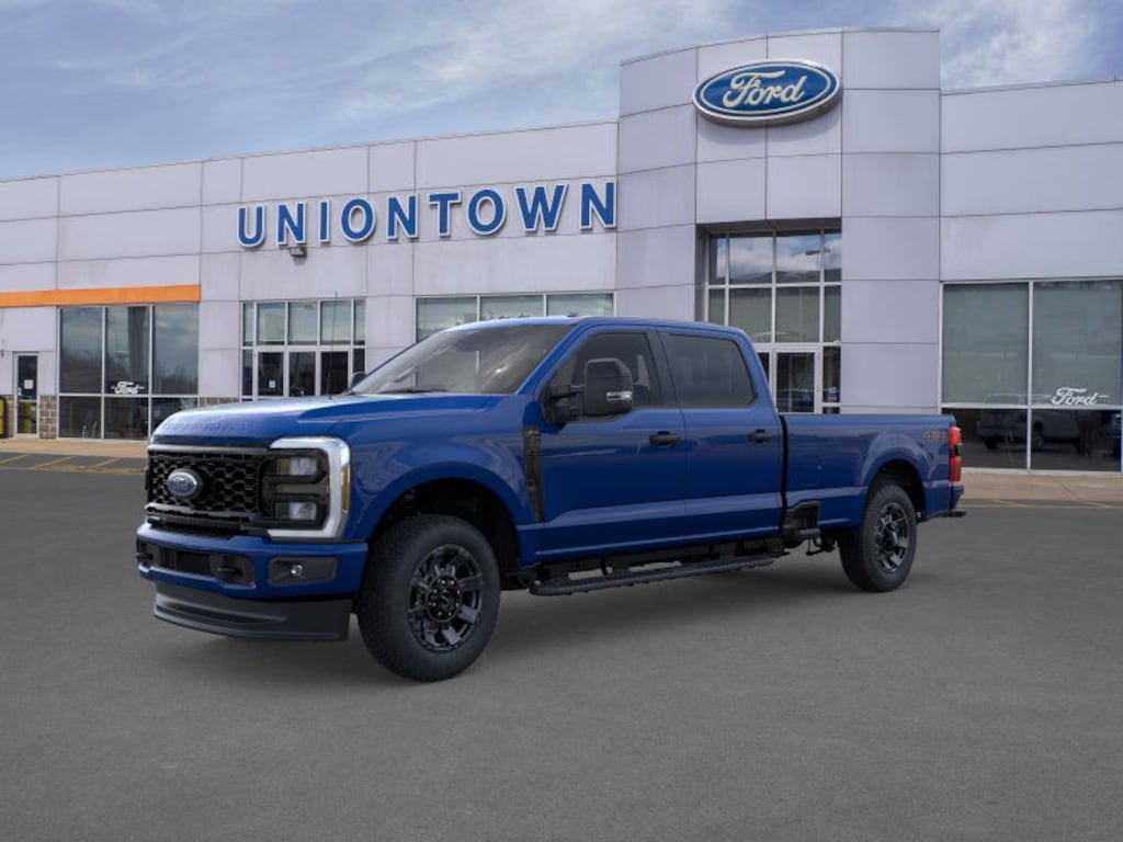 New 2026 Ford F-250 Super Duty XL 4x4 XL Crew Cab 8 ft. LB Pickup