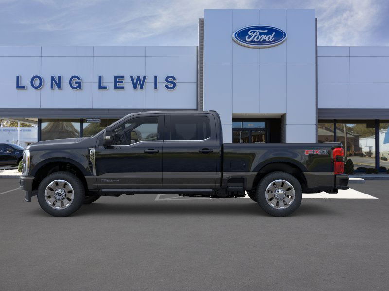 2025 Ford F-350 photo 3