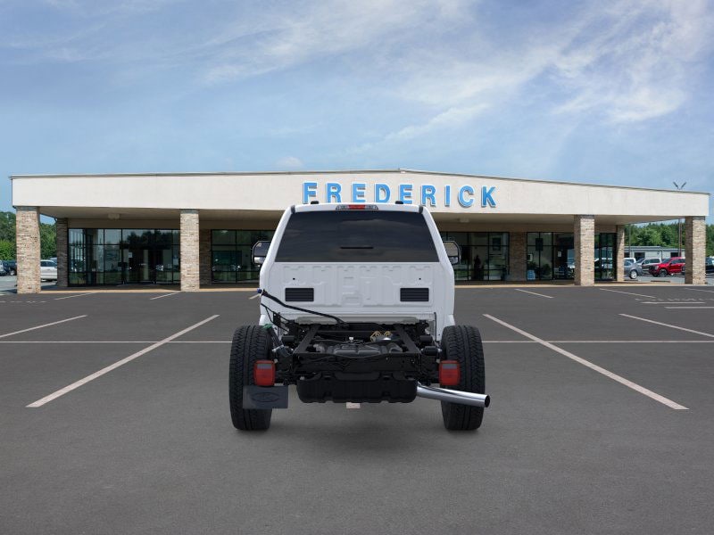 2026 Ford Super Duty F-350 SRW F-350 XL 4WD Crew Cab 179 WB 60 CA