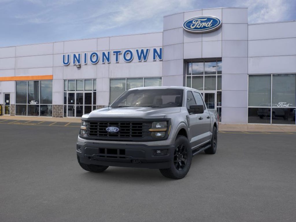 New 2025 Ford F-150 STX 4x4 STX SuperCrew 5.5 ft. SB