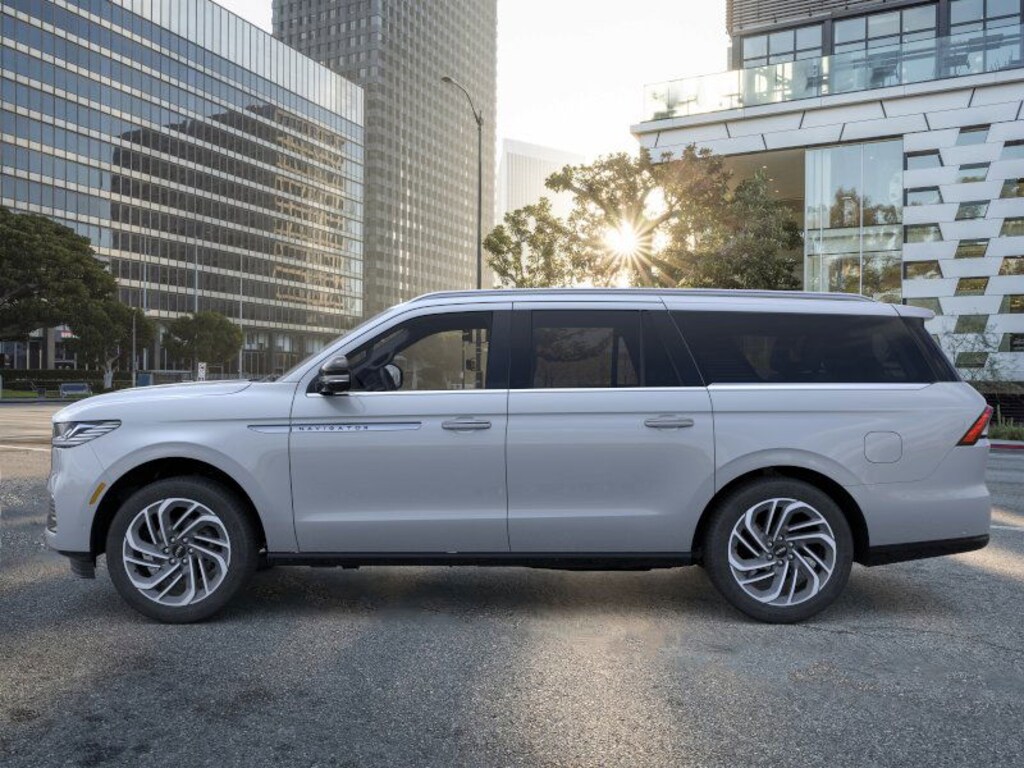 New 2025 Lincoln Navigator L Reserve SUV