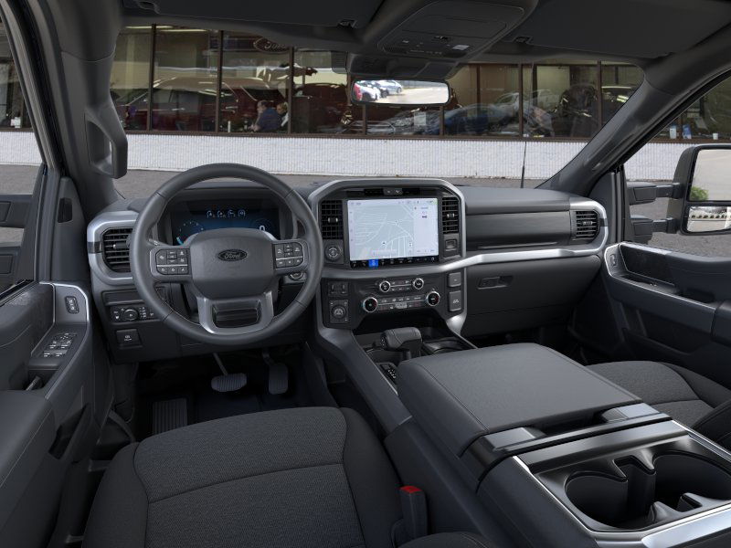 2025 Ford F-150 XLT - Photo 9