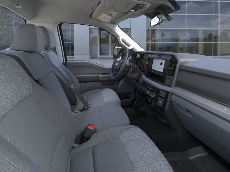 2025 Ford F-350 Super Duty XLT - Photo 33