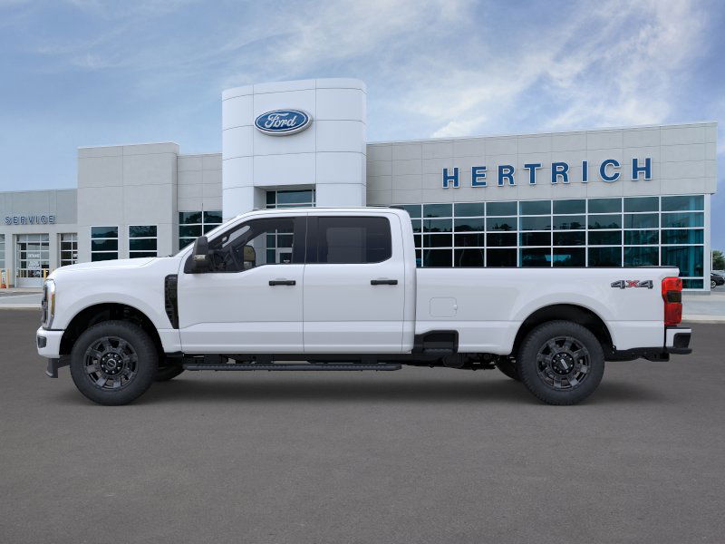 2026 Ford F-250 photo 3