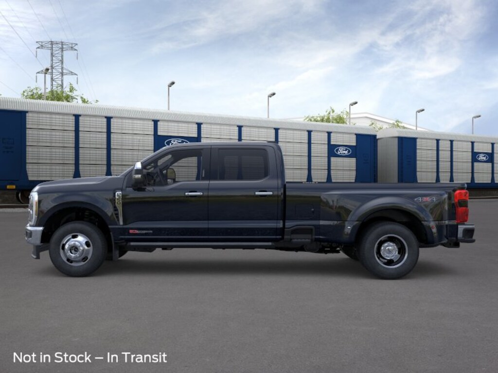 New 2026 Ford Super Duty F-350® Lariat® TRUCK