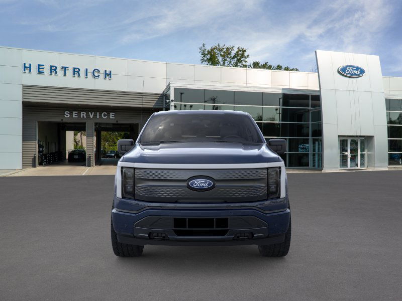 2025 Ford F-150 Lightning Flash TRUCK