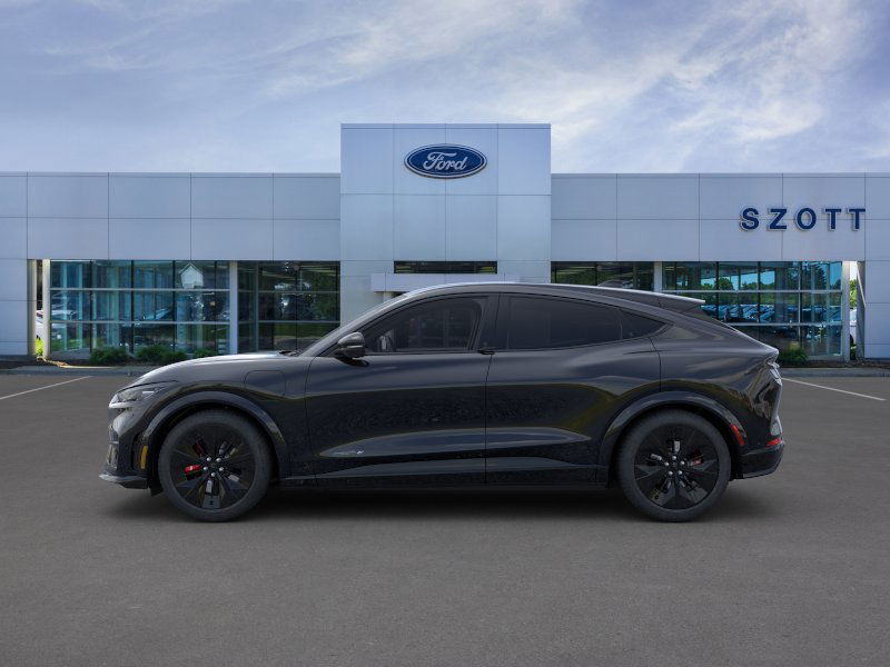 2025 Ford Mustang Mach-E GT photo 3