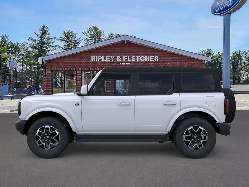 2025 Ford Bronco Outer Banks photo 2