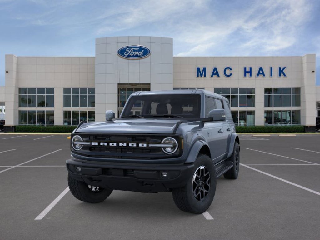 New 2025 Ford Bronco Outer Banks SUV