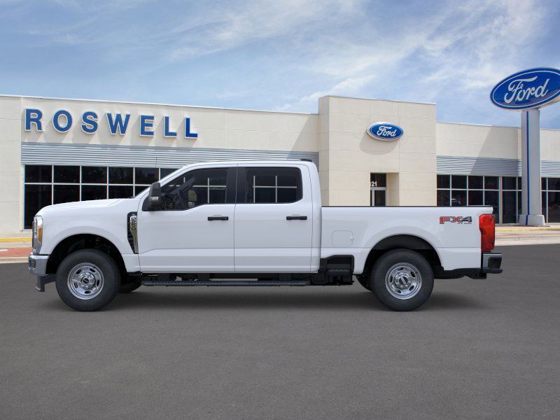 2025 Ford F-250 photo 2
