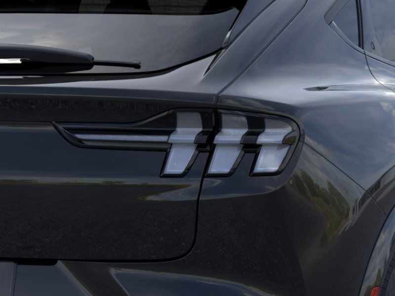 2025 Ford Mustang Mach-E Premium 21