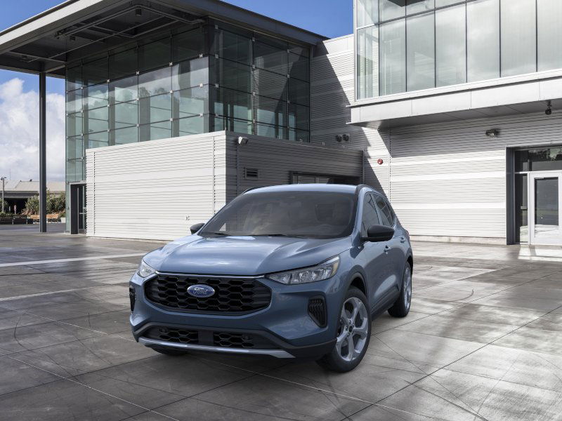 2025 Ford Escape ST-Line 2