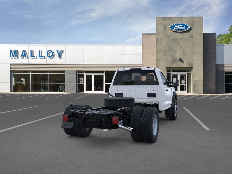 2025 Ford F-600 Super Duty Chassis Cab XL - Photo 33