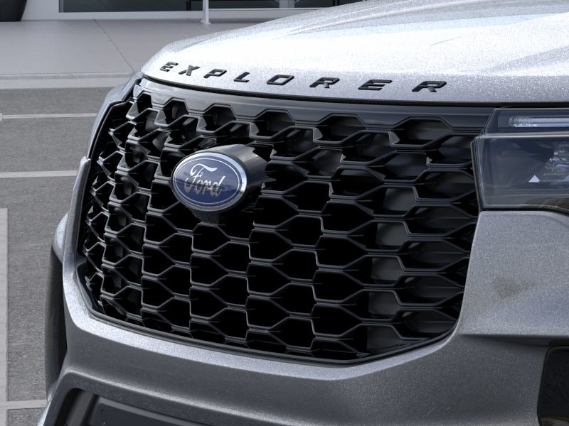 2026 Ford Explorer ST-Line - Photo 17