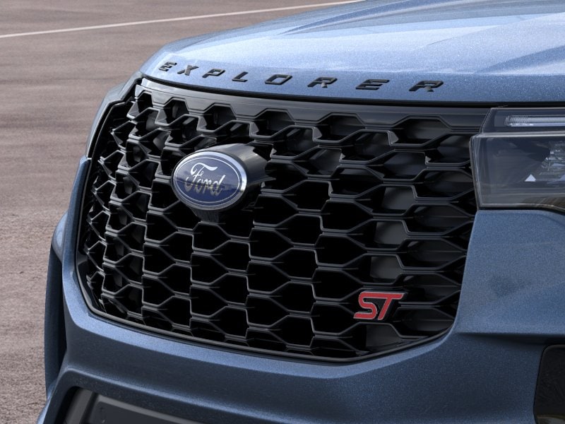 2026 Ford Explorer ST - Photo 17