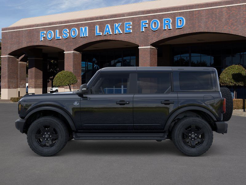 2025 Ford Bronco Outer Banks photo 4
