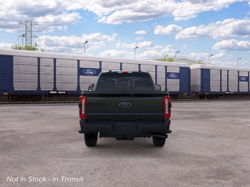 Super Duty F-250&reg; Lariat&reg; TRUCK