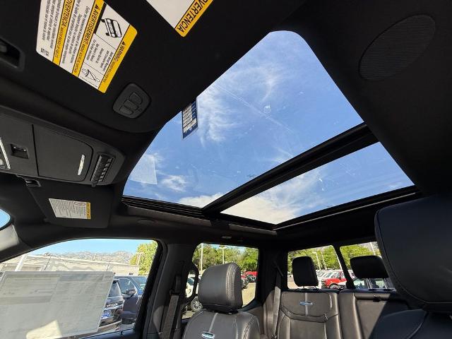 2025 Ford F-350 Super Duty Platinum - Photo 71