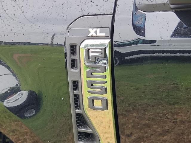 2025 Ford Super Duty F-250 SRW F-250 XL