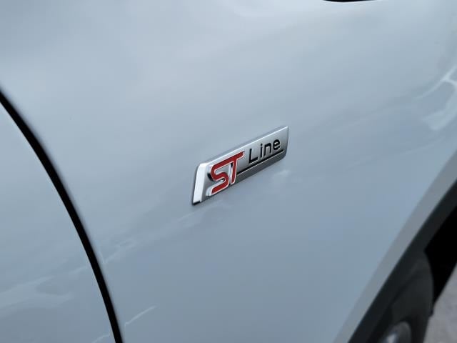 2025 Ford Escape ST-Line photo 29