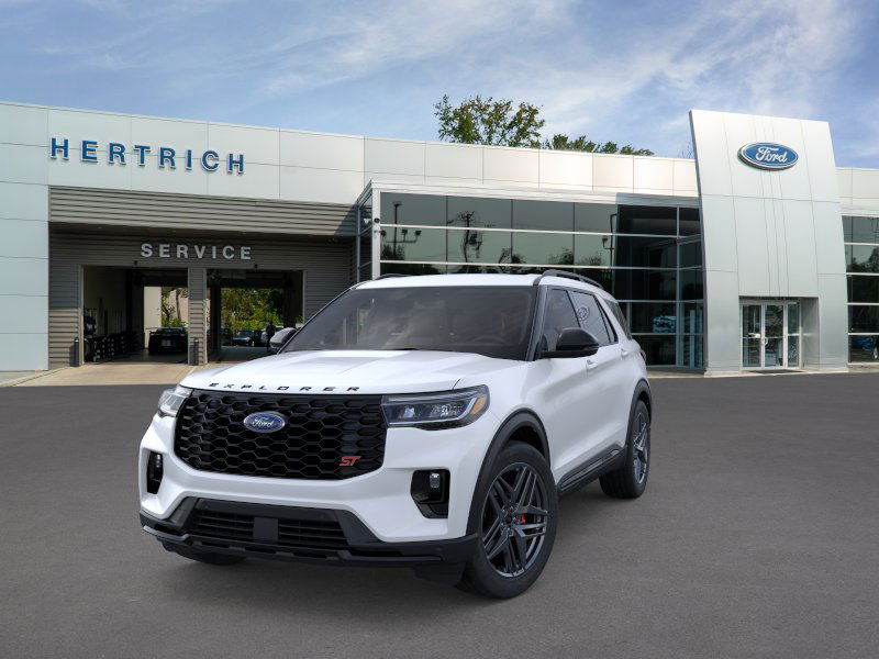 2025 Ford Explorer ST photo 2