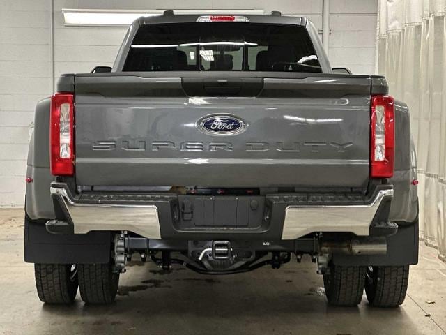 Thumbnail: 2026 Ford Econoline - 34