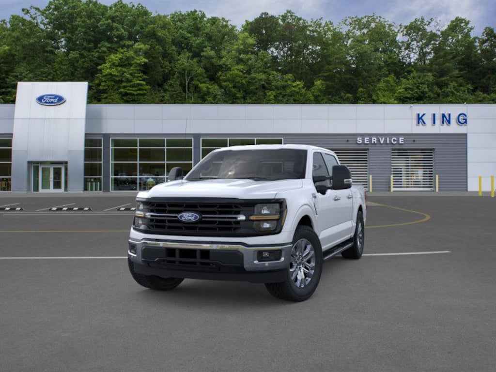 New 2025 Ford F-150 XLT Truck SuperCrew Cab