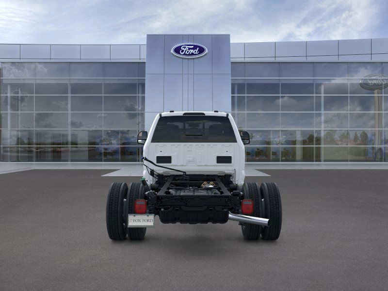 2025 Ford F-550 Super Duty Chassis Cab XL - Photo 27