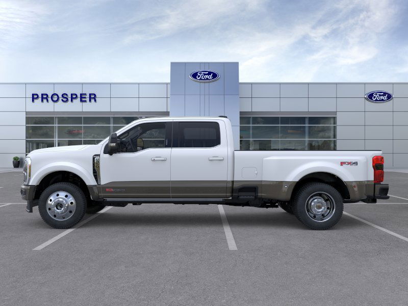 2026 Ford F-450 King Ranch photo 3
