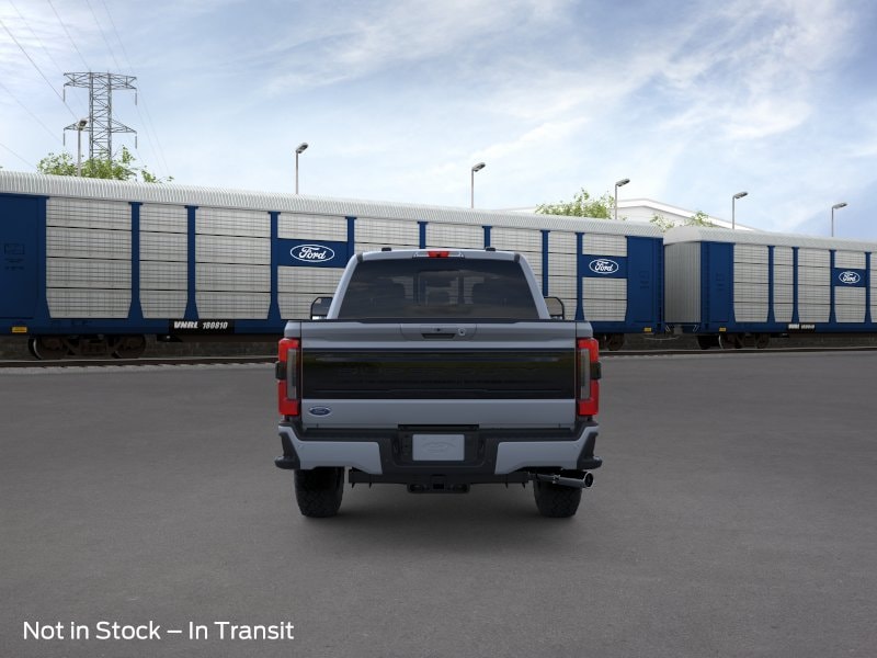Super Duty F-250&reg; Platinum&reg; TRUCK