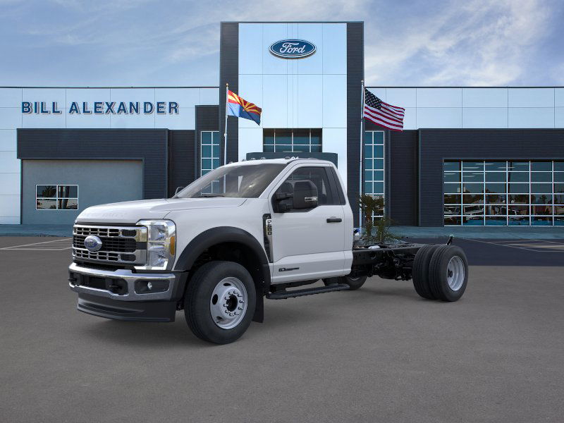 2026 Ford F-600 Super Duty Chassis Cab XL's photo
