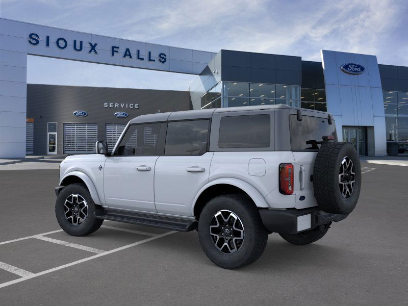 2025 Ford Bronco Outer Banks photo 4