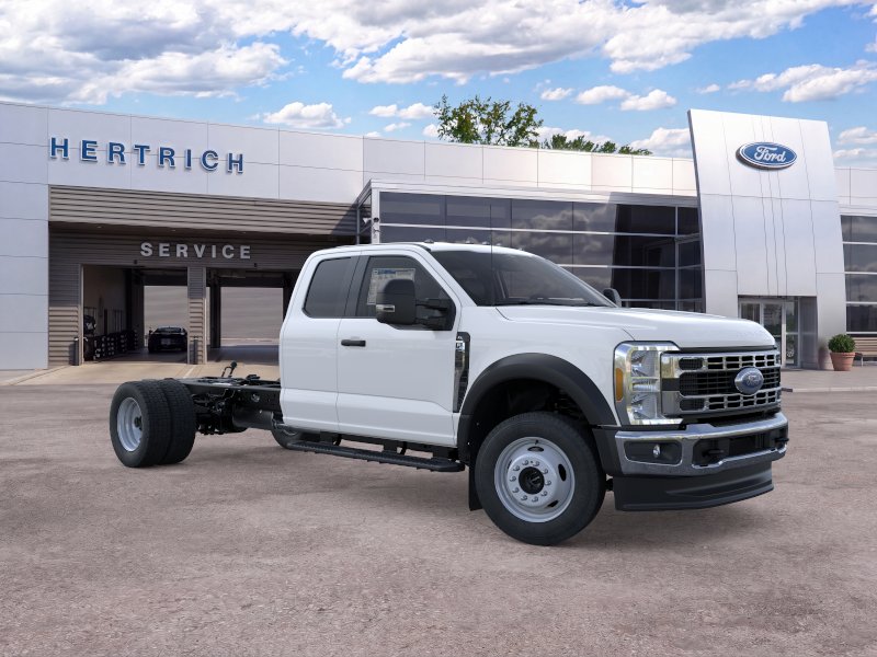 2026 Ford Super Duty F-550 DRW F-550&reg; XL Truck Super Cab