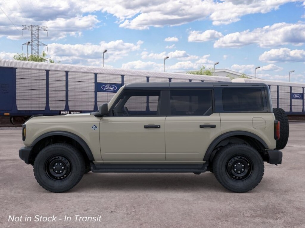 New 2026 Ford Bronco Outer Banks SUV