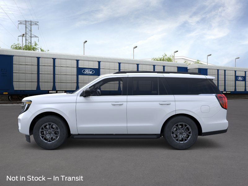 2025 Ford Expedition photo 3