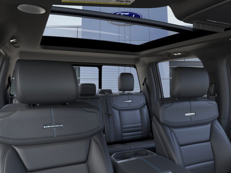 2026 Ford F-350 Super Duty Platinum - Photo 43
