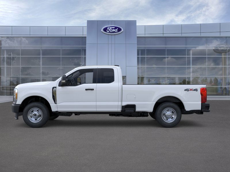 2026 Ford F-350 photo 3