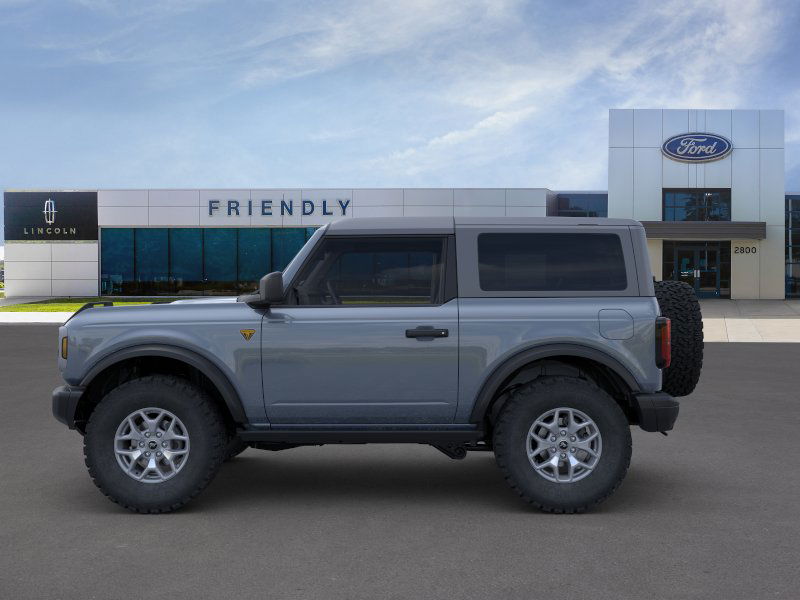 2023 Ford Bronco Badlands photo 3