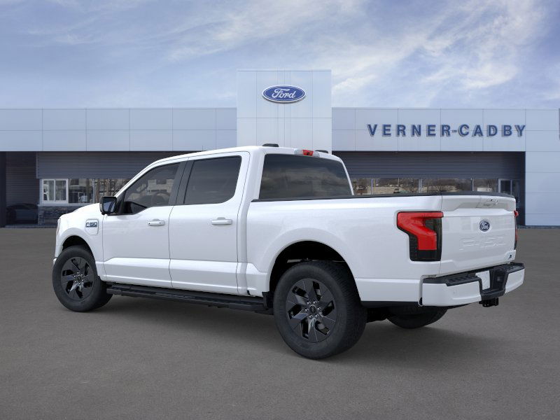 2025 Ford F-150 Lightning photo 4